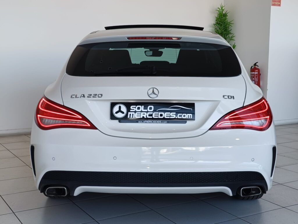 MERCEDES CLA 220 CDI SHOOTING BRAKE AMG LINE 7G TRONIC