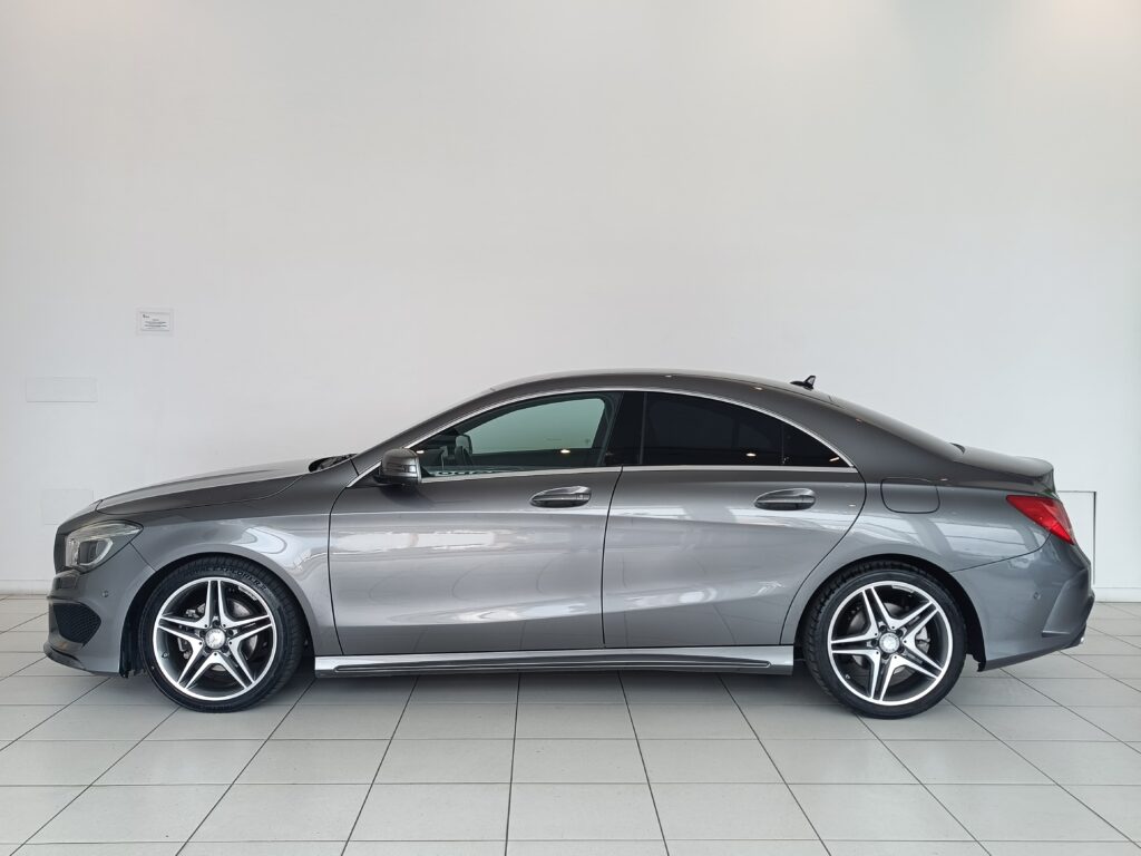 MERCEDES CLA 200 AMG LINE 7G TRONIC