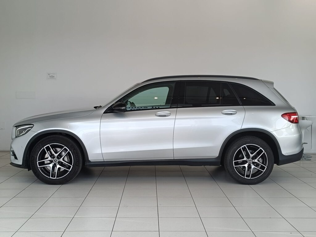 MERCEDES-BENZ GLC 220 CDI  4MATIC AMG LINE 9G-TRONIC