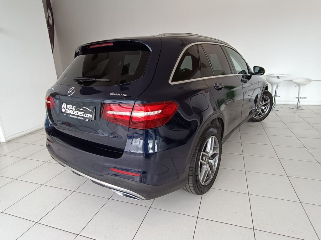 MERCEDES GLC 220D 4MATIC AMG LINE 9G TRONIC