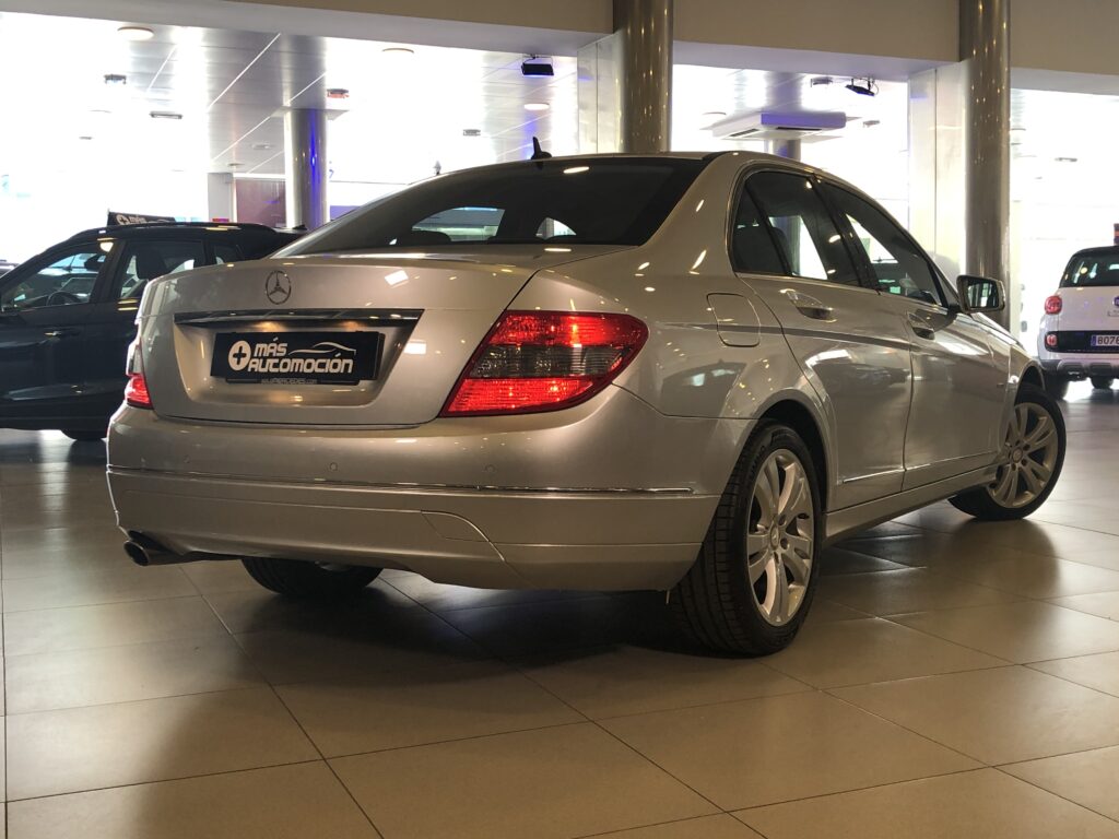MERCEDES-BENZ C 220 CDI