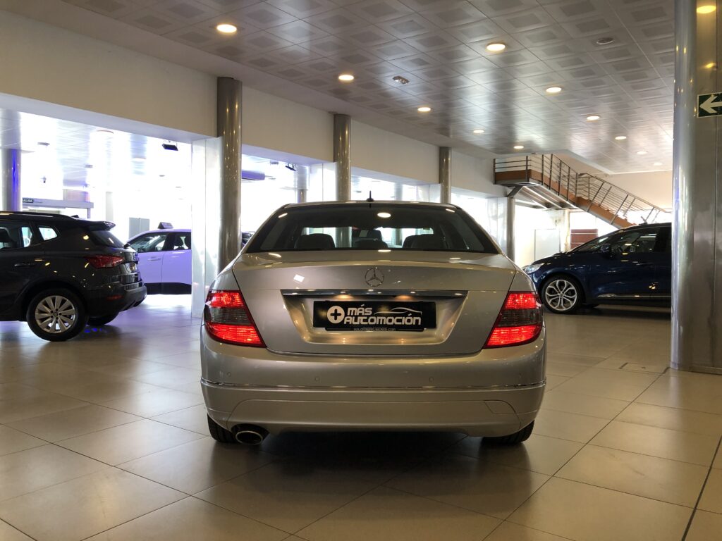 MERCEDES-BENZ C 220 CDI