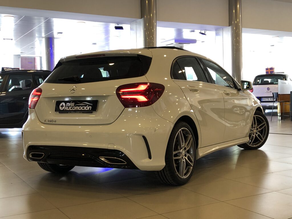 MERCEDES-BENZ A-180 CDI AMG LINE 7G-TRONIC