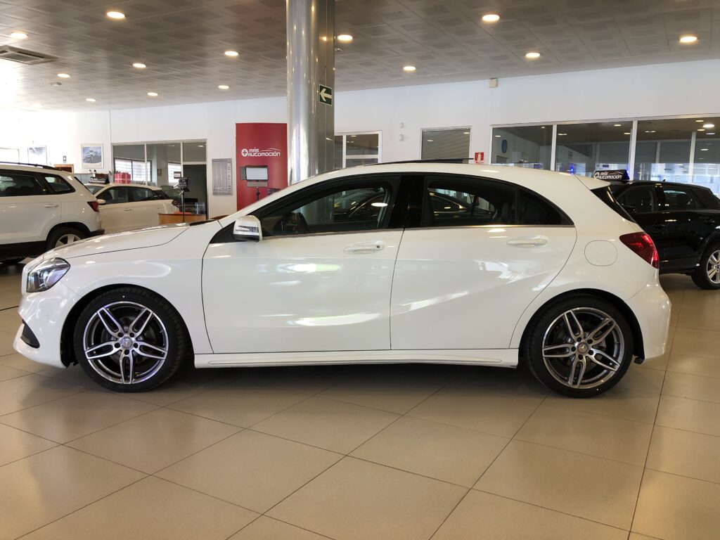 MERCEDES-BENZ A-180 CDI AMG LINE 7G-TRONIC